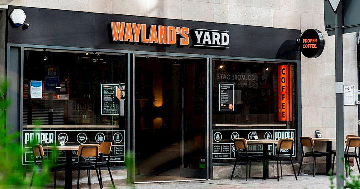 Wayland’S Yard Coffee & Brunch Cafe / Diner